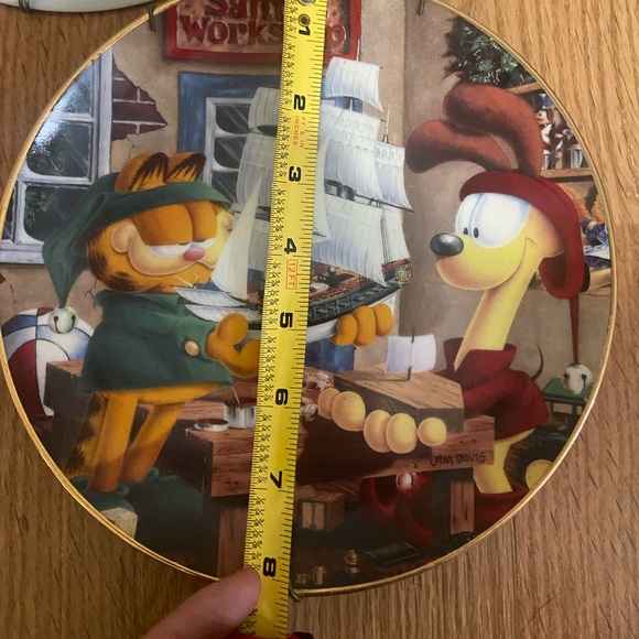3 Garfield Plates - Picture 6 of 6